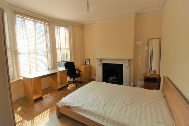5 bedroom terraced house to rent - Photo 1
