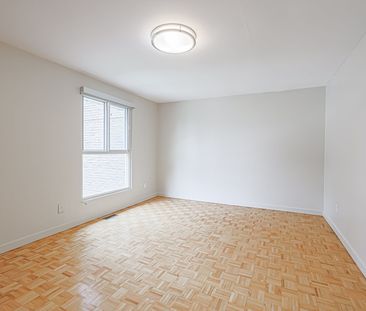 For Lease - 570 Waverly Street Unit# 28, Oshawa, Ontario - Photo 4