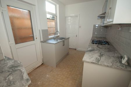 Kimberley Road, Rugby, CV21 - Photo 3
