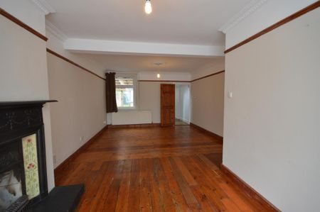 3 bedroom terraced house to rent - Photo 3