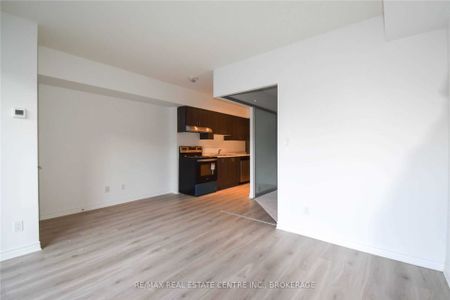 For Lease - 1 Falaise Road Unit# 208, Toronto, Ontario - Photo 4