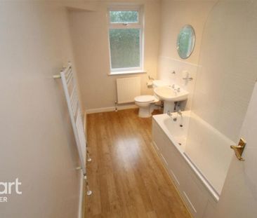 2 bedroom terraced house to rent - Photo 4