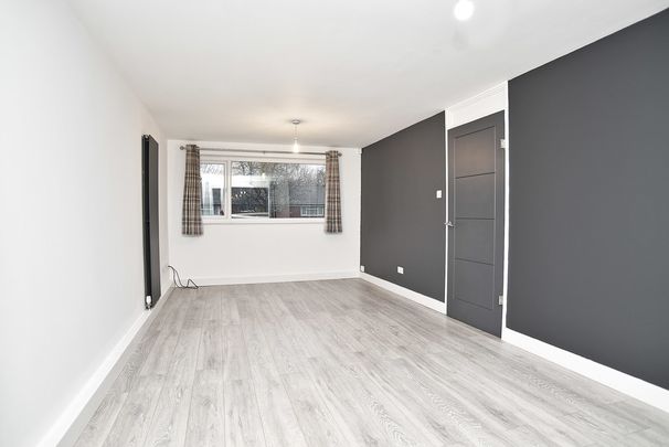 Lincoln Grove, Harrogate - Photo 1