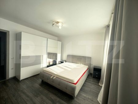 Apartament generos cu 3 camere, 155 mp, 2 parcari, zona Grig - Fotografie 2