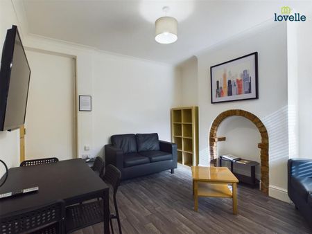 4 bedroom house to rent - Photo 2