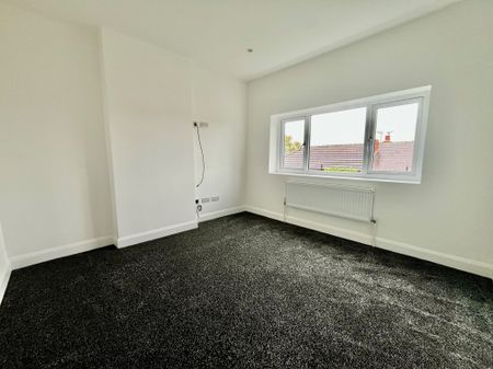 Calverley Lane, Leeds - Photo 4
