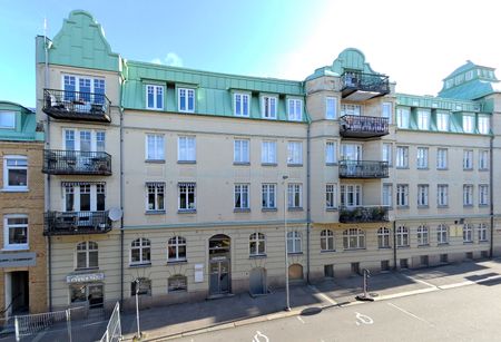 Olof Palmes Gata, Trollhättan - Photo 4