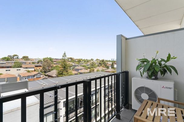 507/12 Olive York Way, Brunswick West - Photo 1