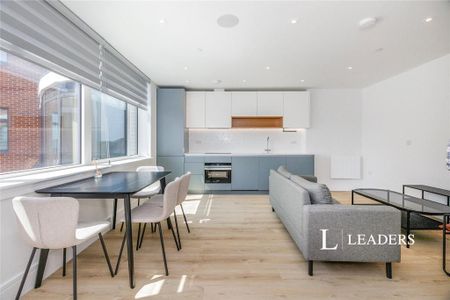 1 bedroom flat to rent - Photo 2