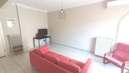 Studio/Γκαρσονιέρα για ενοικίαση Κουλέ Καφέ (Άνω Πόλη) - Photo 3