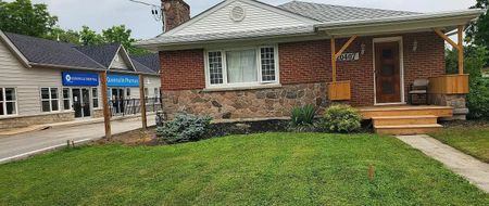 For Lease - 20407 Leslie Street, East Gwillimbury, Ontario - Photo 3