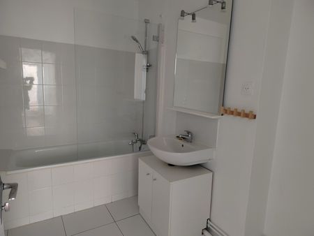 Location Appartement 4 Pièces 81 m² - Photo 5