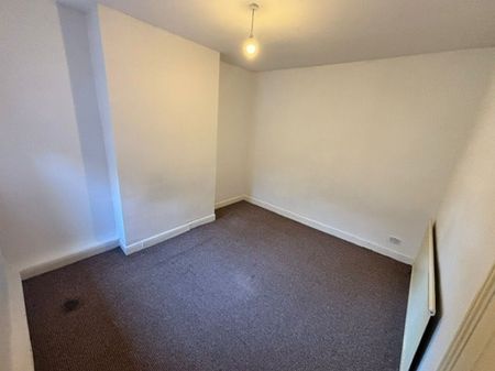 2 bed Terraced - To Let - Photo 3