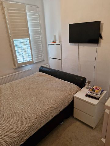 1 Bed Maisonette, Glenwood Road, SE6 - Photo 5