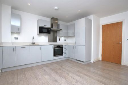 2 bedroom penthouse to rent - Photo 5