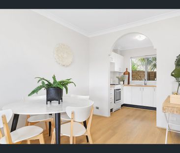 10/4 Wetherill Street, Narrabeen, NSW 2101 - Photo 2