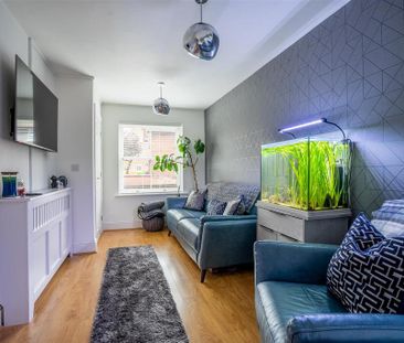 2 bedroom semi-detached house to rent - Photo 2