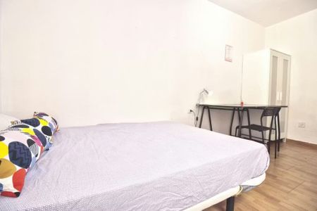 Carrer d'Albalat dels Tarongers, Valencia, Valencian Community 46021 - Foto 5