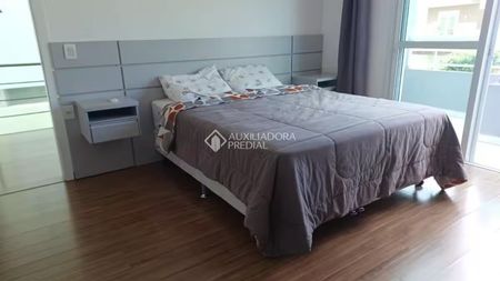 Casa em Condomínio com 3 quartos e 216m² para alugar em Campeche, Florianópolis. - Photo 4