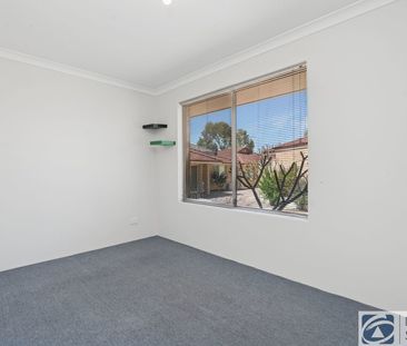 Neatly presented Villa - Photo 5