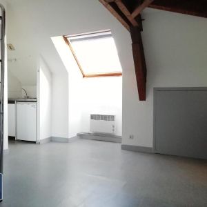 Location Appartement 1 pièce 11m² POITIERS 86000 - Photo 2