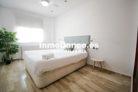 3 bedroom luxury Villa for rent in Chiva, Spain - Photo 4