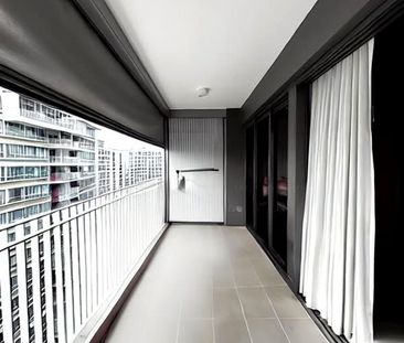 The Lakefront Residences (D22), Condominium - For Rent - Photo 5