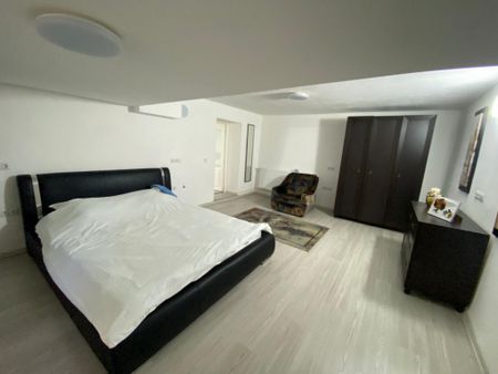 Apartament 2 camere la casa, zona Milea - Photo 2