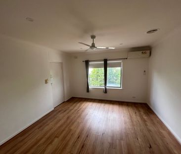 Renovated Large 2 Bedroom Unit near CBD&excl; - Photo 5