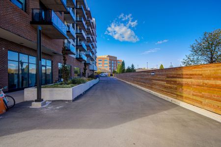 For Lease - 2475 Old Bronte Road Unit# 807, Oakville, Ontario - Photo 2