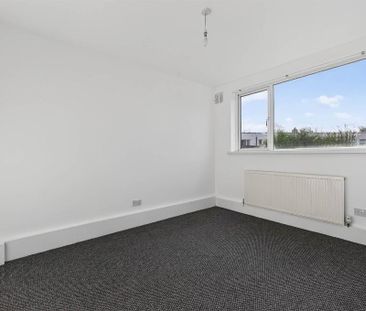 29 Fernagh Road, Newtownabbey, BT37 0DF - Photo 4