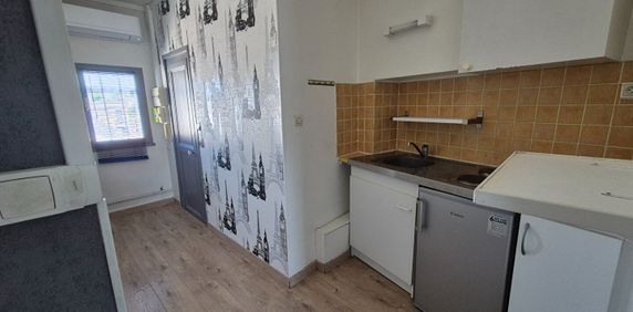 Location Appartement 1 pièce 21m² TOURS 37000 - Photo 2