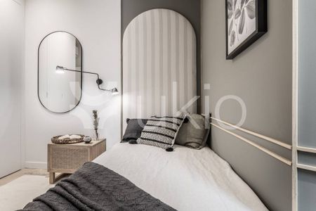 5 room luxury Apartment for rent in Madrid, Community of Madrid - Photo 4