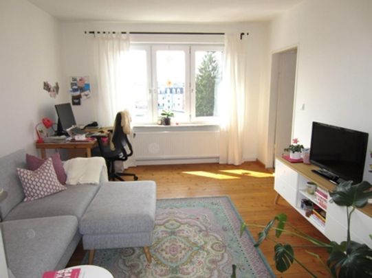 Sonnige 2-Zi-Wohnung, Balkon, 4.OG. VIEL LICHT UND FREIE SICHT, Nbg-Südstadt Nähe Bahnhof/30igerZone - Foto 1