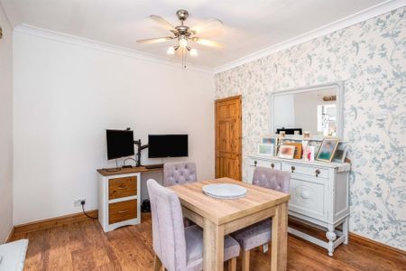 2 bedroom house to rent - Photo 2