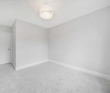 4 bedroom terraced house to rent - Photo 3