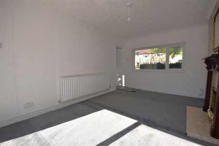 The Witterings, Neston - Photo 2