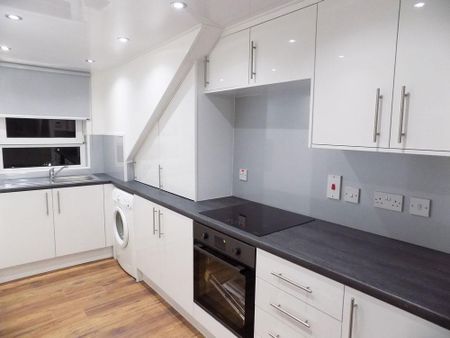 1 bedroom flat to rent - Photo 2