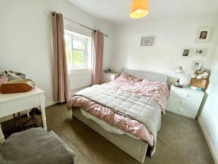 2 bedroom semi-detached house to rent - Photo 3