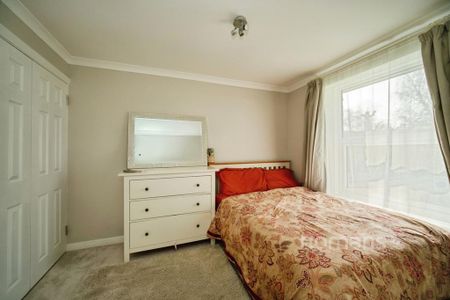 3 bedroom terraced house to rent - Photo 3