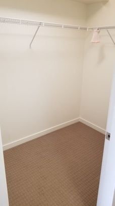 Bright 2 bed + den, 2 bath @ MODE - Photo 1