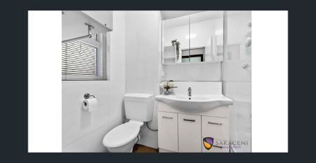 Amazing Location - Studio Apartment - Photo 2