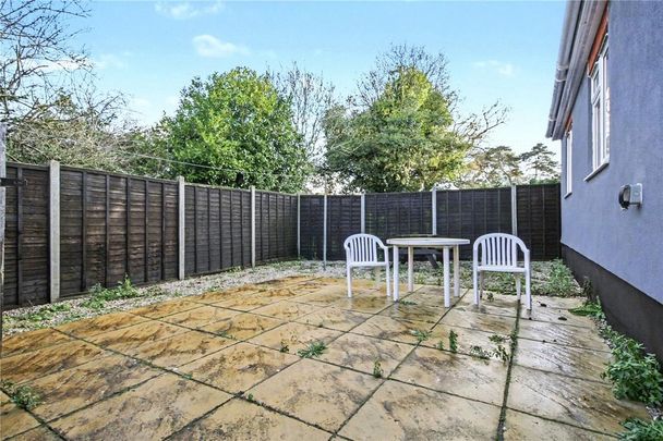 1 bedroom semi-detached house to rent - Photo 1