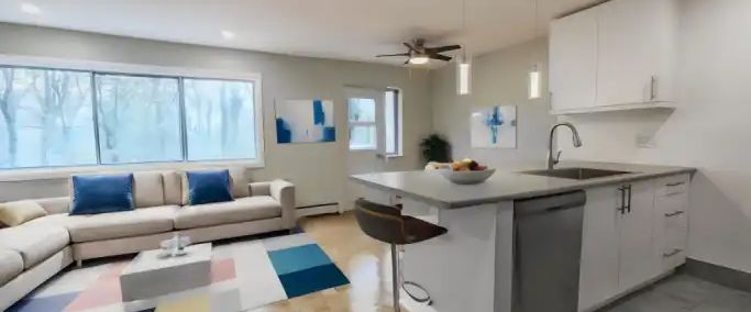 Aurora Towers - 90 Temperance St | 90 Temperance St, Aurora - Photo 1