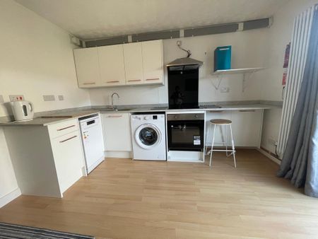 2 bedroom house to rent - Photo 2