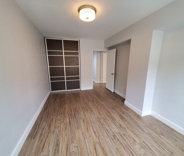 1400 Avenue des Pins Ouest apartment — Montréal, QC (2-Bedroom) - 2 Bedroom - Photo 3