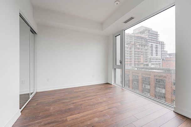 For Lease - 158 Front Street Unit# 422, Toronto, Ontario - Photo 1
