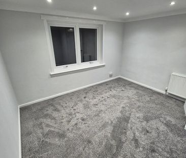 2 Bed Flat, Carron Place, G22 - Photo 2