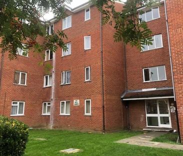 2 Bedroom Flat To Let - Photo 1
