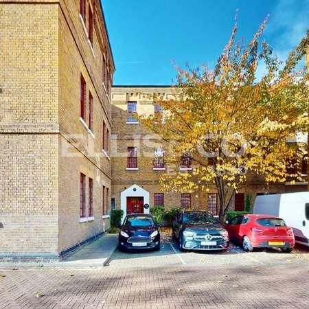 Chevy Road, Southall, UB2 - Photo 1